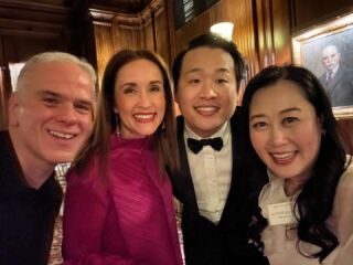 What a BEAUTIFUL event for @metopera last night, celebrating and raising funds for the upcoming @metorchestra tour to ASIA!! Kinda thrilling to be in the same room as @seokjong.baek singing Nessun Dorma 🤯👏🤩 Huge thank you to @sochungshinn for inviting me to sing with such stellar artists, and thank you to @israelgursky for accompanying us so beautifully!