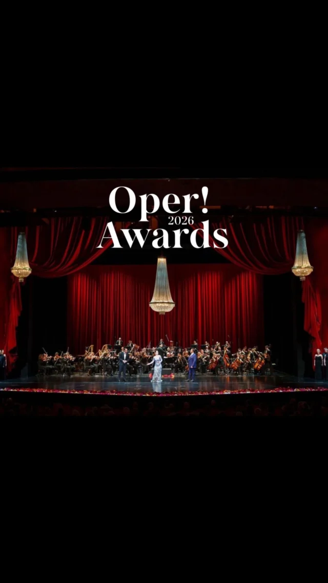 It’s Awards Season! 😜 I’m SO happy to be in Regensburg tonight for the Oper! Awards 2026 🏆 This will be a night to remember! We’re Live from @theaterregensburg at 19:30 CET if you want to join us: OperaVision.eu 🔗 Link in my stories @opermagazin 

#AwardsSeason #OperAwards #OperaVision #MoiraRose #CatherineOHara

📸 Cover photo @operavision.eu Oper! Awards 2024 in Amsterdam © Michel Schnater

🎥 In honor of Moira Rose :)