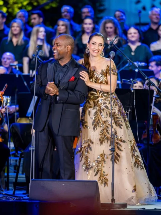 Croatia!! 🇭🇷 You left us with so many beautiful memories! 

This was the program of our dreams. “Golden Age” with orchestra and choir brought opera’s greatest hits to King Tomislav Square with a crowd of thousands of people singing and dancing with us! 🌟🌟🌟

Thank you @ivan.repusic.dirigent, the Croation National Theatre @hrvatskonarodnokazalistezagreb and @zagrebtourist for inviting me and Larry @brownleetenor to close the Zagreb Classic this year. Summer is off to a good start! ☀️ 

I’m at @tanglewoodmusicfestival next for Mahler 4 with @bostonsymphony and @andrisnelsons on July 11, and then I reunite with Larry for Golden Age recitals in Toronto, Newport and Aspen. See you all soon . . . !

Red gown by @alexteih_studio 
Gold gown by @hertroveofficial 

Photos 1 & 4 by Branimir Marković @insrtmedia 
Photos 2, 3, 5, 11-13 by Luka Dubroja
Videos by @darija_augustan @nives124 @mihaela_vukelic @lidijadivjakmirnik 🙏