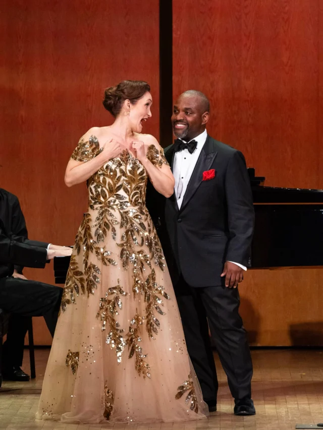 Tonight at 📍Koerner Hall with @torontosummermusic and Saturday at 📍The Breakers in Rhode Island with @newportclassical we continue our 🌟GOLDEN AGE🌟 recital tour. So happy to be making music with @brownleetenor and @malcolmmartineau this week, and can’t wait to see you all!! 

🗓️ July 16 7:30pm 
Koerner Hall 
Toronto, Canada

🗓️ July 18 8:00pm 
The Breakers, Great Hall 
Newport, Rhode Island 

📸 from @92ndstreety by @jennygormanphotography 
👗 @hertroveofficial 
💎 @tamsenz 
HMU @glowbyaffan 

#GoldenAge #BelCanto #RecitalTour #Opera